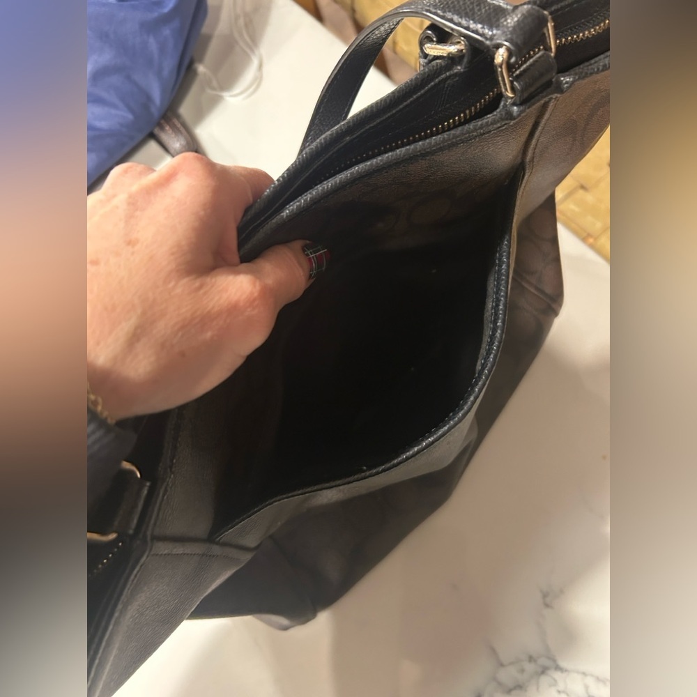 Coach Peyton Signature Pocket Tote Black and Brown Signature - Picture 3 of 9
